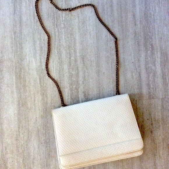 Vintage Cream Faux Snakeskin Gold-Chained Crossbody Bag - Picture 1 of 8